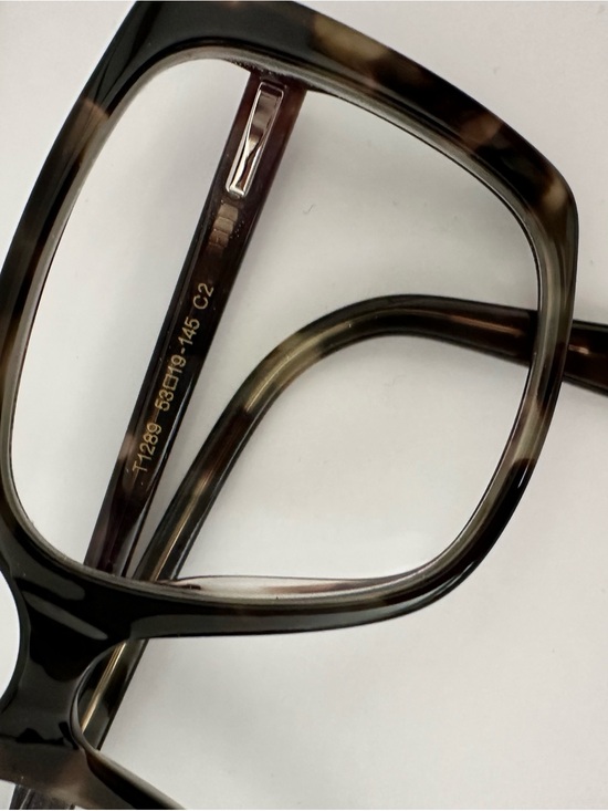 Accessories - Oversized Tortoiseshell Square Prescription Eyeglass Frames - Translucent Brown
